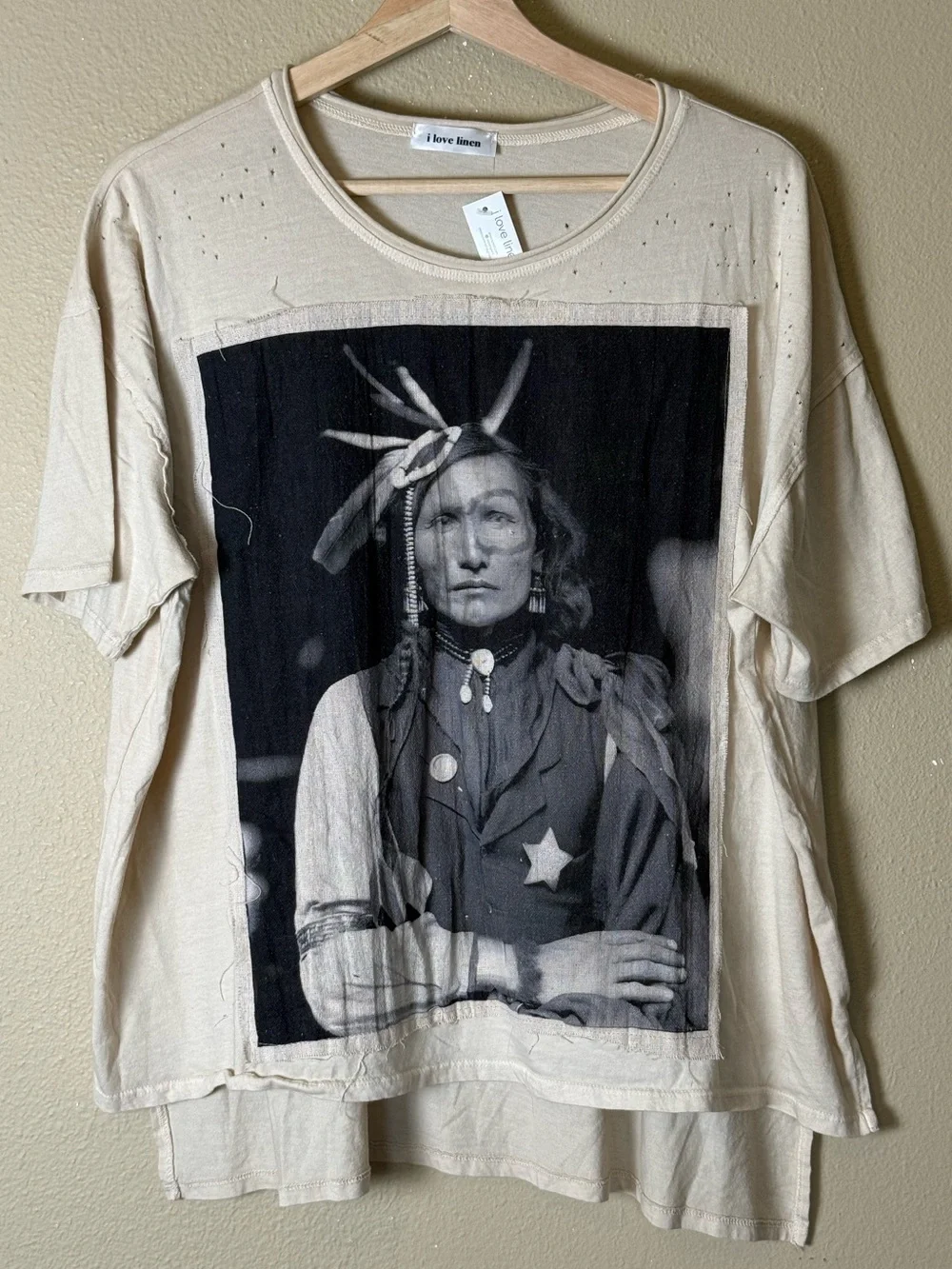 NWT I Love Linen Iron White Man Distressed Tee Size Medium - Picture 2 of 6